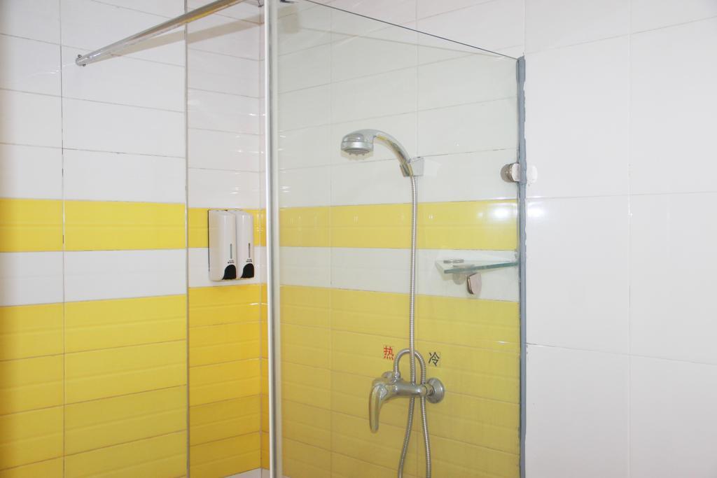 7Days Inn Guangzhou New Tianhe Park Exterior photo